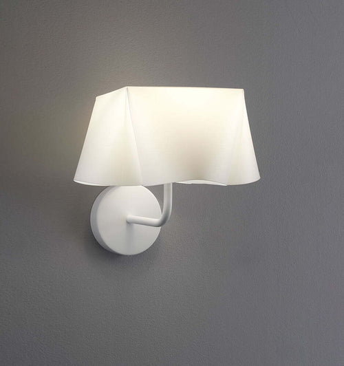 Applique-Moderna-1-Luce-Wanda-In-Polilux-Bianco-D25-Made-In-Italy