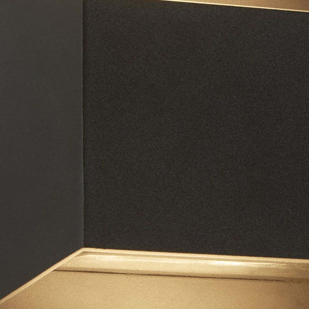 Applique-Moderna-Delaware-Alluminio-Nero-Vetro-Bianco-Led-6W-4000K