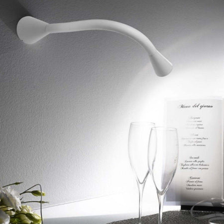 Applique-moderno-Linea-Light-Group-SNAKE-W1-SWITCH-LED-orientabile-lampada-parete