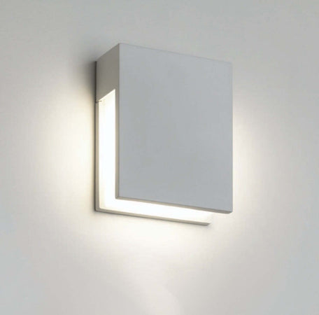 Applique-moderno-Pan-International-DANKAN-EST01008-LED-alluminio-lampada-parete