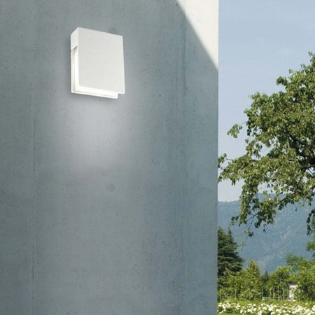 Applique-moderno-Pan-International-DANKAN-EST01008-LED-alluminio-lampada-parete