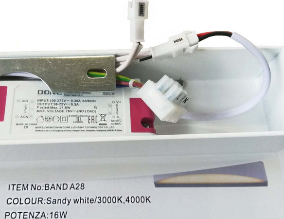Applique-moderno-Promoingross-SLOT-A43-WH-LED-metallo-metacrilato-lampada-parete