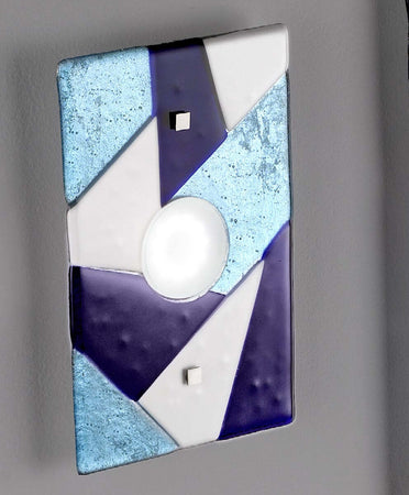 Applique-vetro-blu-Familamp-TRIGONO-330-AP-GX53-LED-lampada-parete-moderna-artigianale