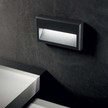 Appliques---Lampade-Da-Parete-Febe-1-Metallo-Antracite-Led-6W-3000K-Luce-Calda