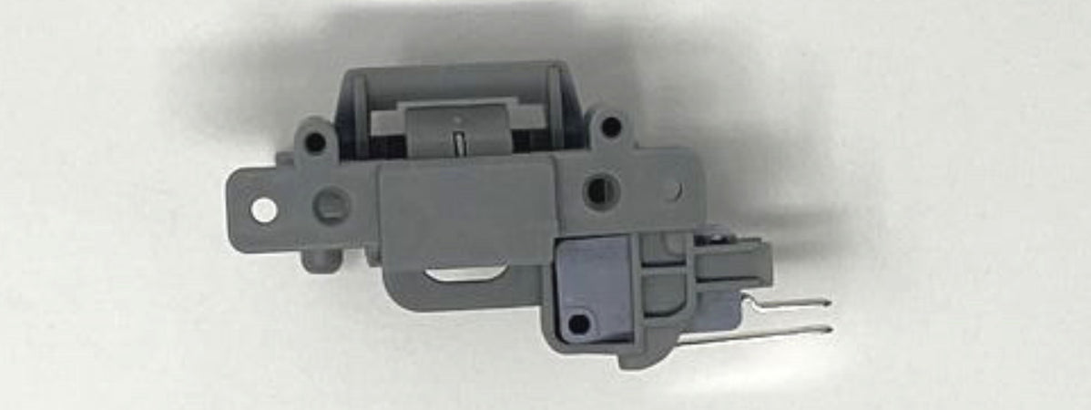 ARISTON INDESIT ELETTROSERRATURA LAVASTOVIGLIE CHIUSURA PORTA C00362097 C00118765 Casa e cucina/Grandi elettrodomestici/Accessori e parti di ricambio/Ricambi e accessori per lavatrici/Sportelli per lavatrici Rossi Ricambi - Venetico Marina, Commerciovirtuoso.it
