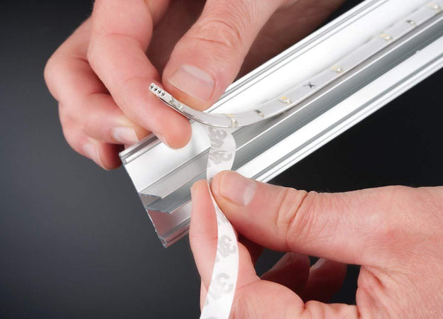 Articolo-702,67-illuminazione-accessori-coperte,-alluminio,-argento