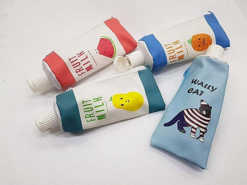 ASTUCCIO PORTA TRUCCO TUBETTO DENTIFRICIO TEMPERINO PORTAPENNE PASTELLI MATITE Cancelleria e prodotti per ufficio/Scuola e materiale didattico/Materiale scolastico/Cartelle e zaini per la scuola/Astucci Trade Shop italia - Napoli, Commerciovirtuoso.it