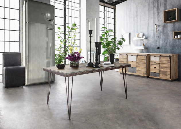 Tavolo Atlantide rettangolare, con struttura in acciaio anticato, piano in vetro e mdf da 160 x 90 cm