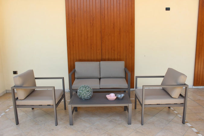 AULUS---salotto-da-giardino-2-posti-in-alluminio-completo-di-cuscini-Taupe-Milani-Home