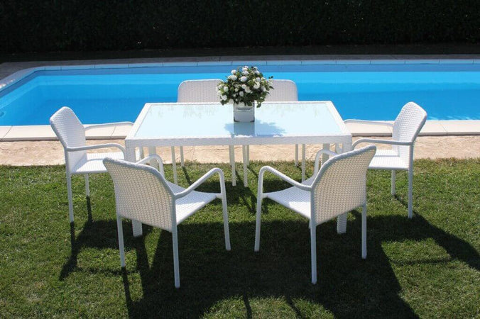 AXONA---tavolo-intreccio-in-rattan-sintetico-e-vetro-150x90-Bianco-Milani-Home