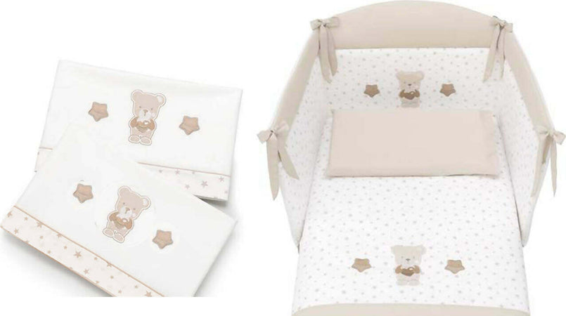 Azzurra Design Lettino Neonati Nice + Fasciatoio Bagnetto Vaschetta Anatomica + Completo Lettino Piumone + Lenzuolo + Materasso Casa e cucina/Arredamento/Cameretta bambini/Lettini per neonati e bambini/Lettini con sbarre Mondo Bimbo - Bagnara Calabra, Commerciovirtuoso.it