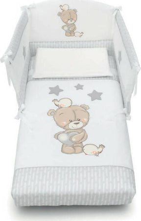 Azzurra Design Love Me Con Oblò Lettino Neonati + Fasciatoio Bagnetto Vaschetta Anatomica + Completo Lettino Piumone + Lenzuolo+ Materasso In Omaggio Casa e cucina/Arredamento/Cameretta bambini/Lettini per neonati e bambini/Lettini con sbarre Mondo Bimbo - Bagnara Calabra, Commerciovirtuoso.it
