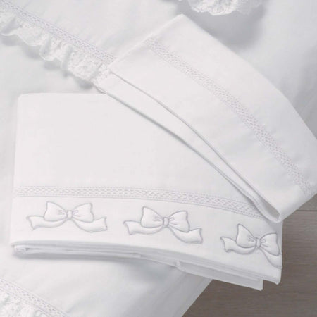 Azzurra Design Rinascimento Chester Lettino + Fasciatoio Bagnetto Vaschetta Anatomica + Completo Lettino Piumone + Velo Con Asta + Matarasso In Omaggio Casa e cucina/Arredamento/Cameretta bambini/Lettini per neonati e bambini/Lettini con sbarre Mondo Bimbo - Bagnara Calabra, Commerciovirtuoso.it