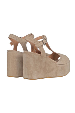 CURIOSITe Curiosite - Sandali - 431316 - Beige da donna