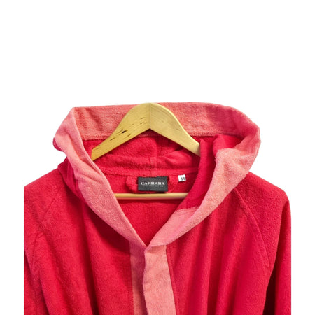 Accappatoio Voyage L/XL Carrara in microspugna di cotone 280 gr/mq, profili a contrasto, con cappuccio e tasche, in custodia trasparente richiudibile.