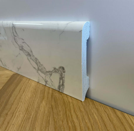 Bancale-da-104ml-di-Battiscopa-BC-Lucido-MARMO-CARRARA-85x14x2000mm-in-POLIMERI