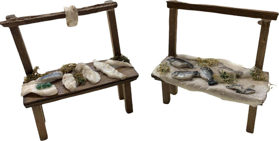 Banchetto con pesce e cibi statuetta napoletana artigianale da h9 cm x 8 cm Casa e cucina/Decorazioni per interni/Addobbi e decorazioni per ricorrenze/Decorazioni natalizie/Presepi/Statuine e fondali per il presepe MagiediNatale.it - Altamura, Commerciovirtuoso.it