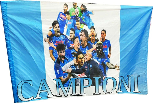 Bandiera Forza Napoli Festa 3 Scudetto Squadra Azzurri Campione D'italia 90x140 Sport e tempo libero/Fan Shop/Calcio/Bandiere e gagliardetti Trade Shop italia - Napoli, Commerciovirtuoso.it