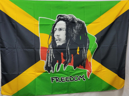Bandiera giamaicana con la faccia di Bob Marley Casa e cucina/Decorazioni per interni/Arte/Poster e stampe Il Distintivo - Pesaro, Commerciovirtuoso.it
