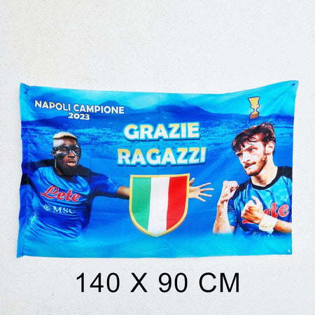 Bandiera Grazie Ragazzi Campione Italia Scudetto Calcio Squadra Napoli 90x140 Cm Sport e tempo libero/Fan Shop/Calcio/Bandiere e gagliardetti Trade Shop italia - Napoli, Commerciovirtuoso.it
