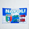 Bandiera Napoli Campione D'italia Scudetto Calcio Squadra Azzurro 90x140 Cm Sport e tempo libero/Fan Shop/Calcio/Bandiere e gagliardetti Trade Shop italia - Napoli, Commerciovirtuoso.it