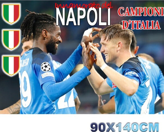 Bandiera-Napoli-Festa-3-Scudetto-Campioni-D'italia-Anguissa-Zielinski-90x140cm
