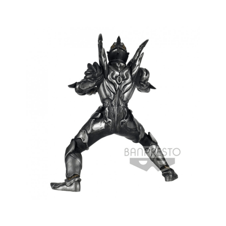 Statua Ultraman Trigger Hero'S Brave- Trigger Dark Ver. A