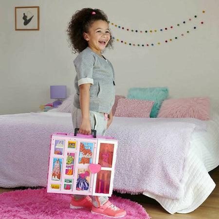 Barbie- Armadio Dei Sogni Playset Con Bambola Bionda, Largo Più Di 60cm, 15+aree Per Riporre Gli Accessori, Specchio, Scivolo Per Biancheria, 30+outfit E Accessori, Giocattolo Per Bambini 3+anni,hgx57 Mattel