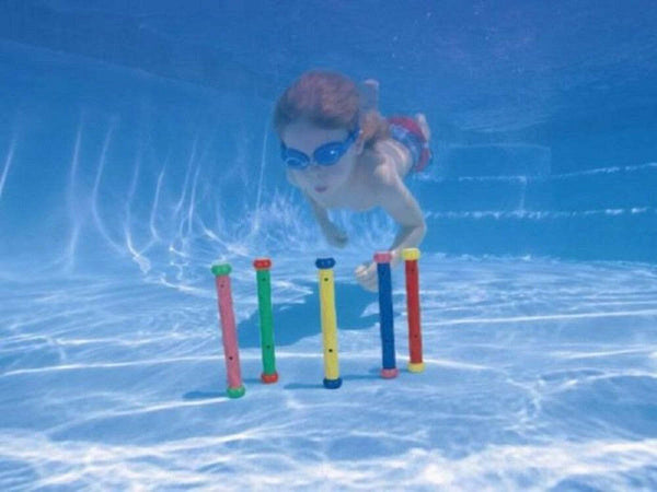 Bastoncini Dive Da Immersione Per Piscina Summer Fun 5 Colori Assortiti 55504 Giochi e giocattoli/Sport e giochi all'aperto/Giochi aquatici e piscine per bambini/Canotti e gonfiabili galleggianti Trade Shop italia - Napoli, Commerciovirtuoso.it