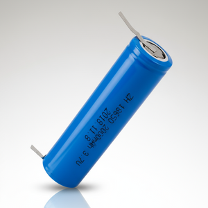 1 Batteria 18650 2000mAh 3,7V Ricaricabile Litio Paglietta Linguette Saldabile Pacco