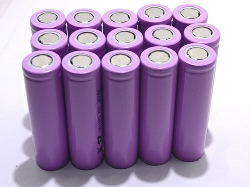 15 BATTERIE 18650 3,7V 6800mAh LITIO TESTA PIATTA SALDARE RICARICABILE PACCO BATTERIA TORCIA