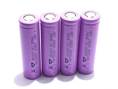 4 BATTERIE 18650 3,7V 6800mAh LITIO TESTA PIATTA SALDARE RICARICABILE PACCO BATTERIA TORCIA