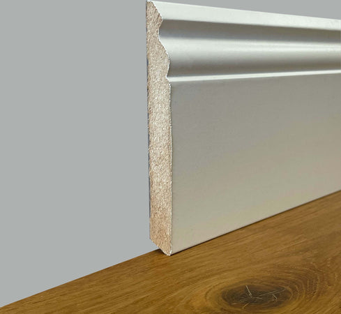 BATTISCOPA ZOCCOLINO DUCALE in FIBRA DI LEGNO COMPATTA 120X15 BIANCO ral 9010 Fai da te/Prodotti per la costruzione/Materiali da costruzione/Pavimenti/Materiali per pavimenti/Battiscopa Eternal Parquet - Ariano Irpino, Commerciovirtuoso.it
