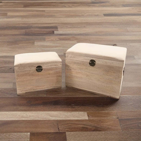 Bauli in legno con seduta comoda, in legno, ideale per conservare indumenti, set da 2 pezzi Giardino e giardinaggio/Organizzazione esterni e alloggiamento/Bauli e contenitori Decor Space - Altamura, Commerciovirtuoso.it