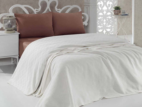 Bella Carine Copriletto Matrimoniale Crema Super King 260 x 220 cm Casa e cucina/Tessili per la casa/Biancheria da letto/Copriletti Scontolo.net - Potenza, Commerciovirtuoso.it