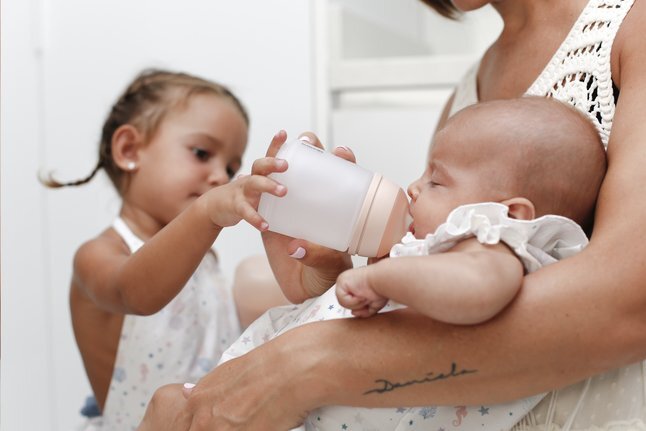 Biberon Anticolica Suavinex ZERØ.ZERØ Flusso Medio 270ml Prima infanzia/Allattamento e pappa/Allattamento con biberon/Biberon/Biberon in plastica La Casa Del Bebè - Napoli, Commerciovirtuoso.it