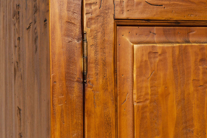 Biscottini-Armadio-Country-in-legno-massello-di-tiglio-finitura-noce-L120xPR59xH197-cm.-Made-in-Italy