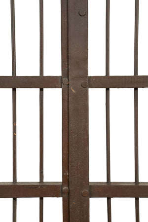 Biscottini-Cancelletto-in-ferro-finitura-antico-anticata
