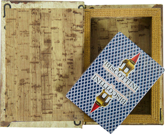 Biscottini-Contenitore-per-carte-da-gioco-REGINA-PICCHE