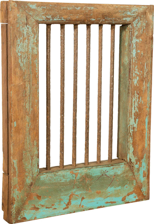 Biscottini-Finestra-finestrina-grata-in-legno-massello-e-in-ferro-antica-e-vecchia-medievale-con-telaio-da-interno-o-da-esterno