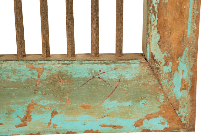 Biscottini-Finestra-finestrina-grata-in-legno-massello-e-in-ferro-antica-e-vecchia-medievale-con-telaio-da-interno-o-da-esterno