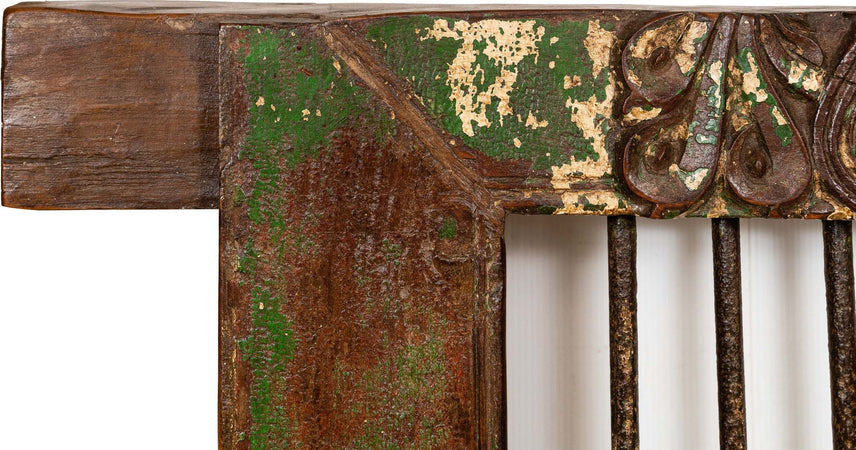Biscottini-Finestra-finestrina-grata-in-legno-massello-e-in-ferro-antica-e-vecchia-medievale-con-telaio-da-interno-o-da-esterno