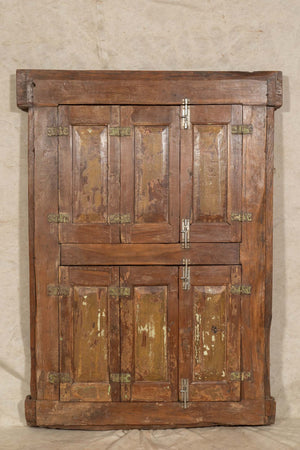 Biscottini-Finestra-finestrina-grata-porta-in-legno-massello-e-in-ferro-antica-e-vecchia-con-telaio-da-interno-o-da-esterno