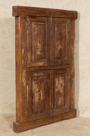 Biscottini-Finestra-finestrina-grata-porta-in-legno-massello-e-in-ferro-antica-e-vecchia-con-telaio-da-interno-o-da-esterno