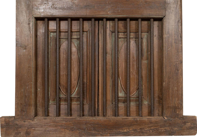 Biscottini-Finestra-finestrina-grata-porta-in-legno-massello-e-in-ferro-antica-e-vecchia-con-telaio-da-interno-o-da-esterno