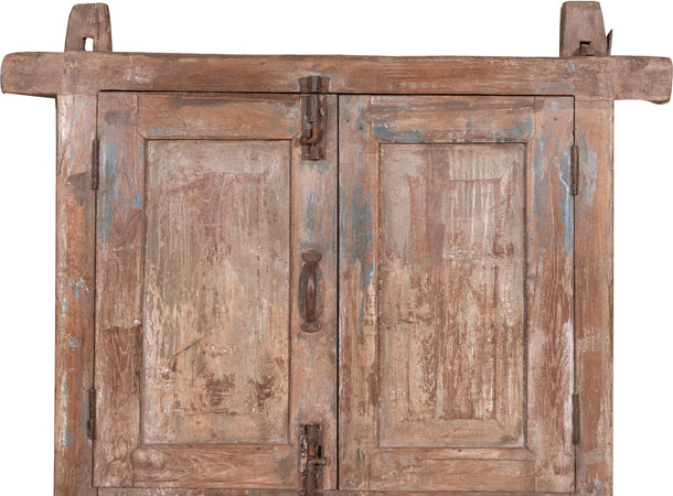 Biscottini-Finestra-finestrina-grata-porta-in-legno-massello-e-in-ferro-antica-e-vecchia-con-telaio-da-interno-o-da-esterno
