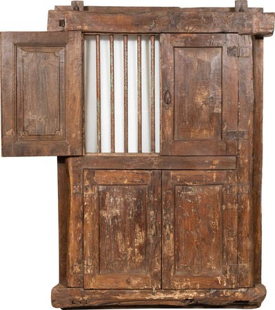 Biscottini-Finestra-finestrina-grata-porta-in-legno-massello-e-in-ferro-antica-e-vecchia-con-telaio-da-interno-o-da-esterno