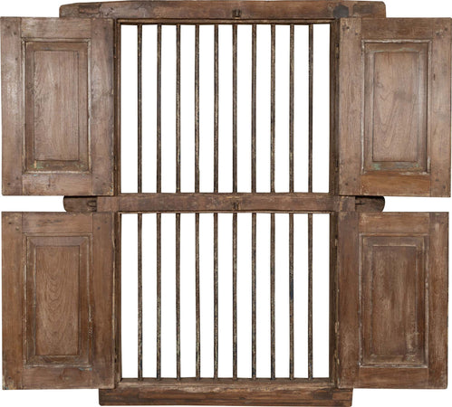 Biscottini-Finestra-finestrina-grata-porta-in-legno-massello-e-in-ferro-antica-e-vecchia-con-telaio-da-interno-o-da-esterno