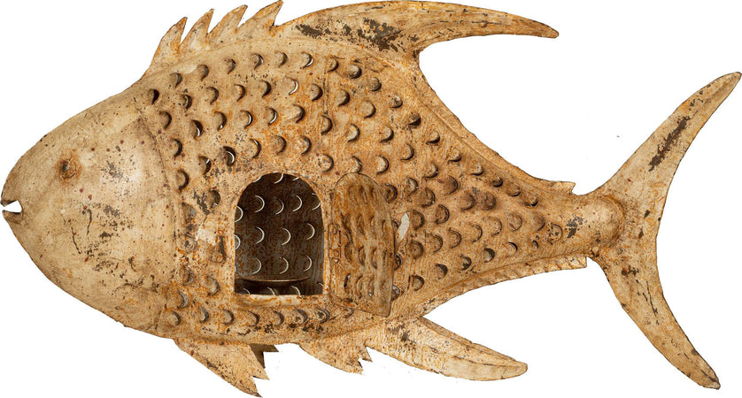 Biscottini-Pesce-porta-candela-in-ferro-dipinto-a-mano