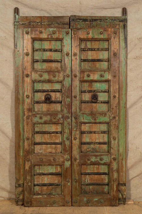 Biscottini-Porta-portone-in-legno-massello-e-ferro-da-interno-o-da-esterno-vecchia-e-antica-medievale-scorrevole
